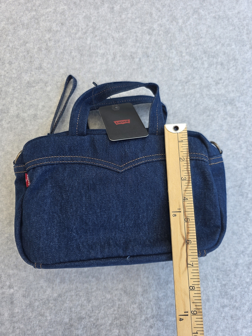 Levi's Women Presley Top Handle Bag in Dark Blue NWT - Picture 5 of 11